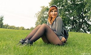 pics 4 of Teenager in Seamless Pantyhose