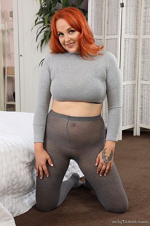 pics 2 of Chubby Redhead Kara Carter in Gray Wool