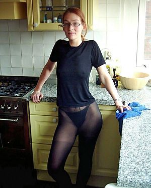 pics 1 of Sexy Candid Pantyhose Pics of Hot Lady
