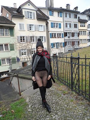 pics 5 of Girl Ingrey Pantyhose Outdoors